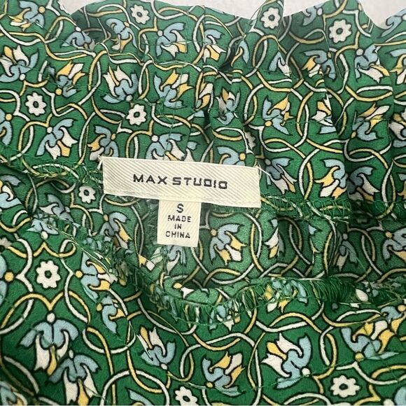 Max Studio Shorts   - Picture 5 of 6